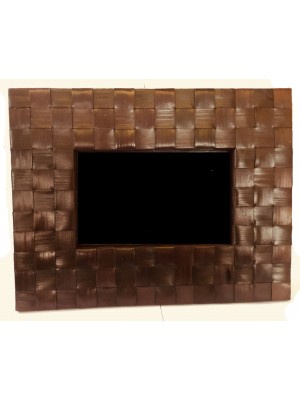 Large Handmade Natural Rattan Traditional Photo Frame 7 inch by 5 inch - Fair Trade