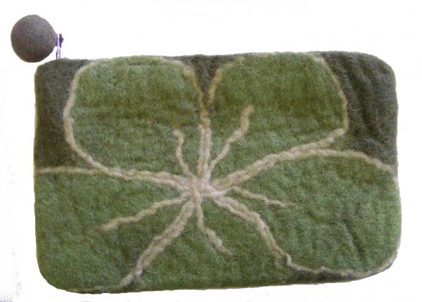 Large Felt Flower purse - Handmade - 100% wool - various colours - Fairtrade